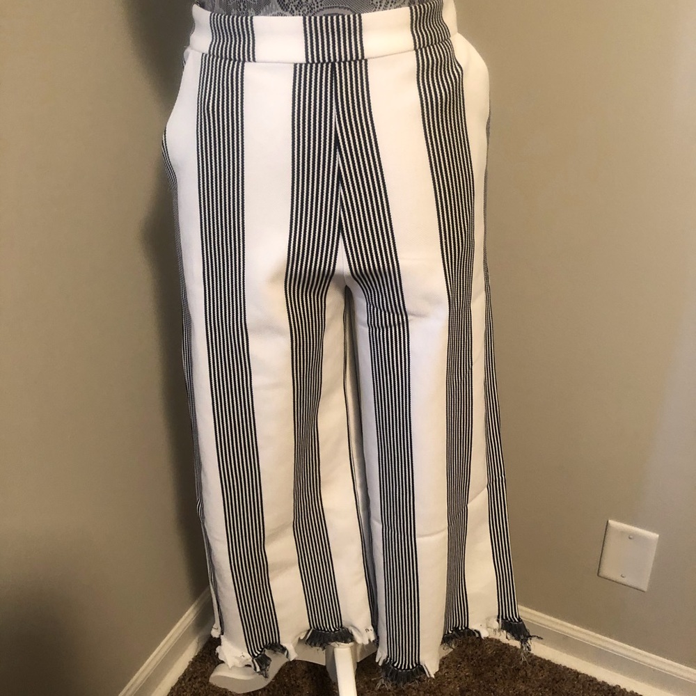 ⭕️ SOLD ⭕️ Stripes palazzo pants
